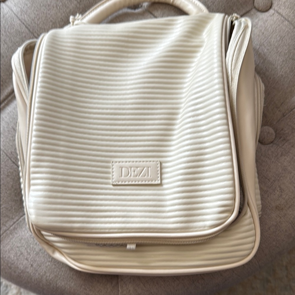 DEZI Ribbed Ivory Backpack